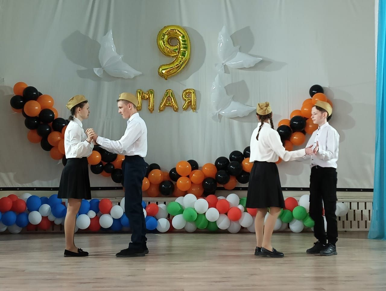Зур Кукмара урта мәктәбендә “Җиңү вальсы” бию фестивале узды