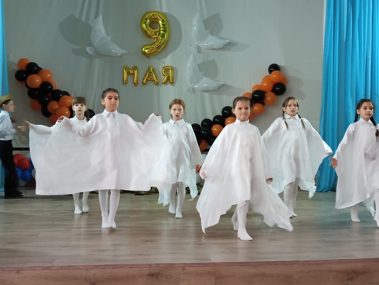 Зур Кукмара урта мәктәбендә “Җиңү вальсы” бию фестивале узды
