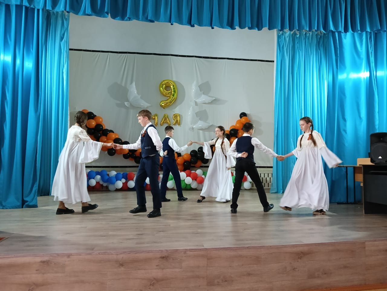 Зур Кукмара урта мәктәбендә “Җиңү вальсы” бию фестивале узды