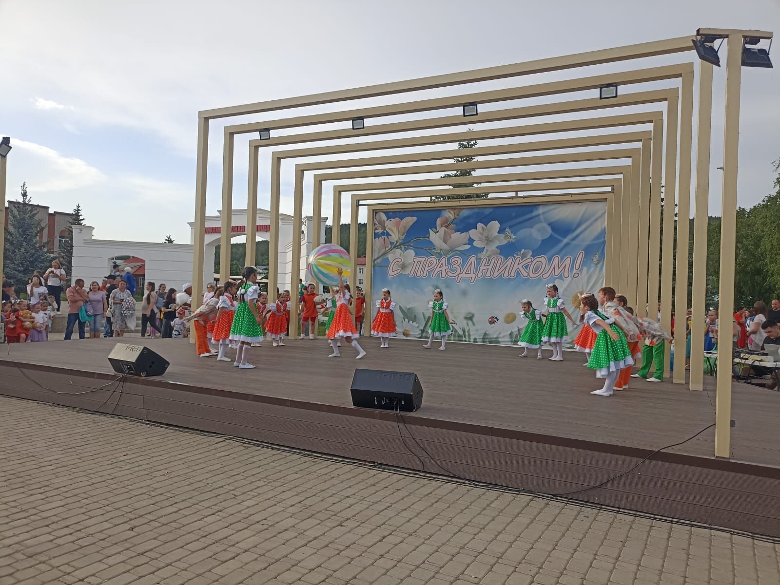 Кукмарада балалар өчен бәйрәм узды