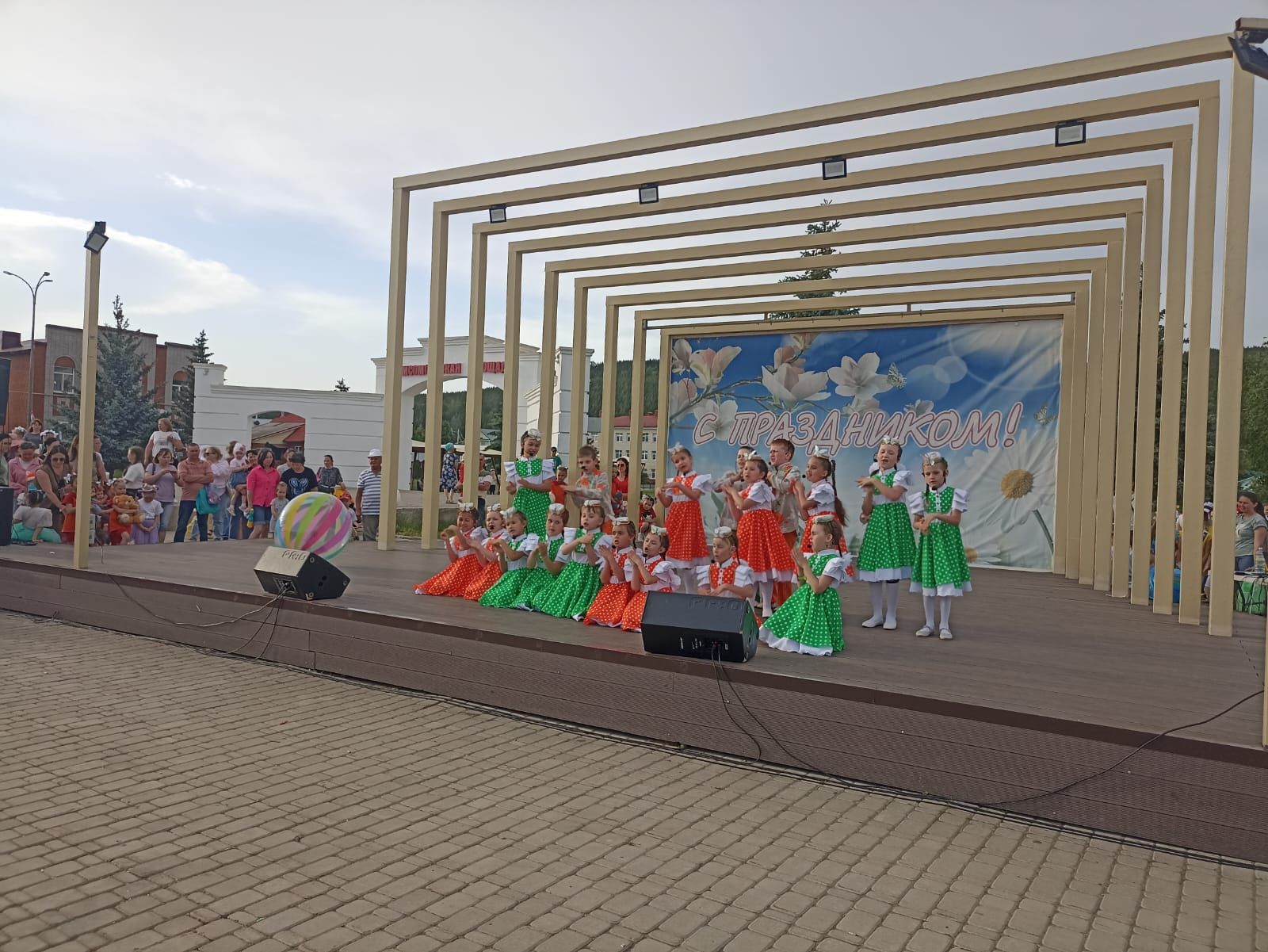 Кукмарада балалар өчен бәйрәм узды