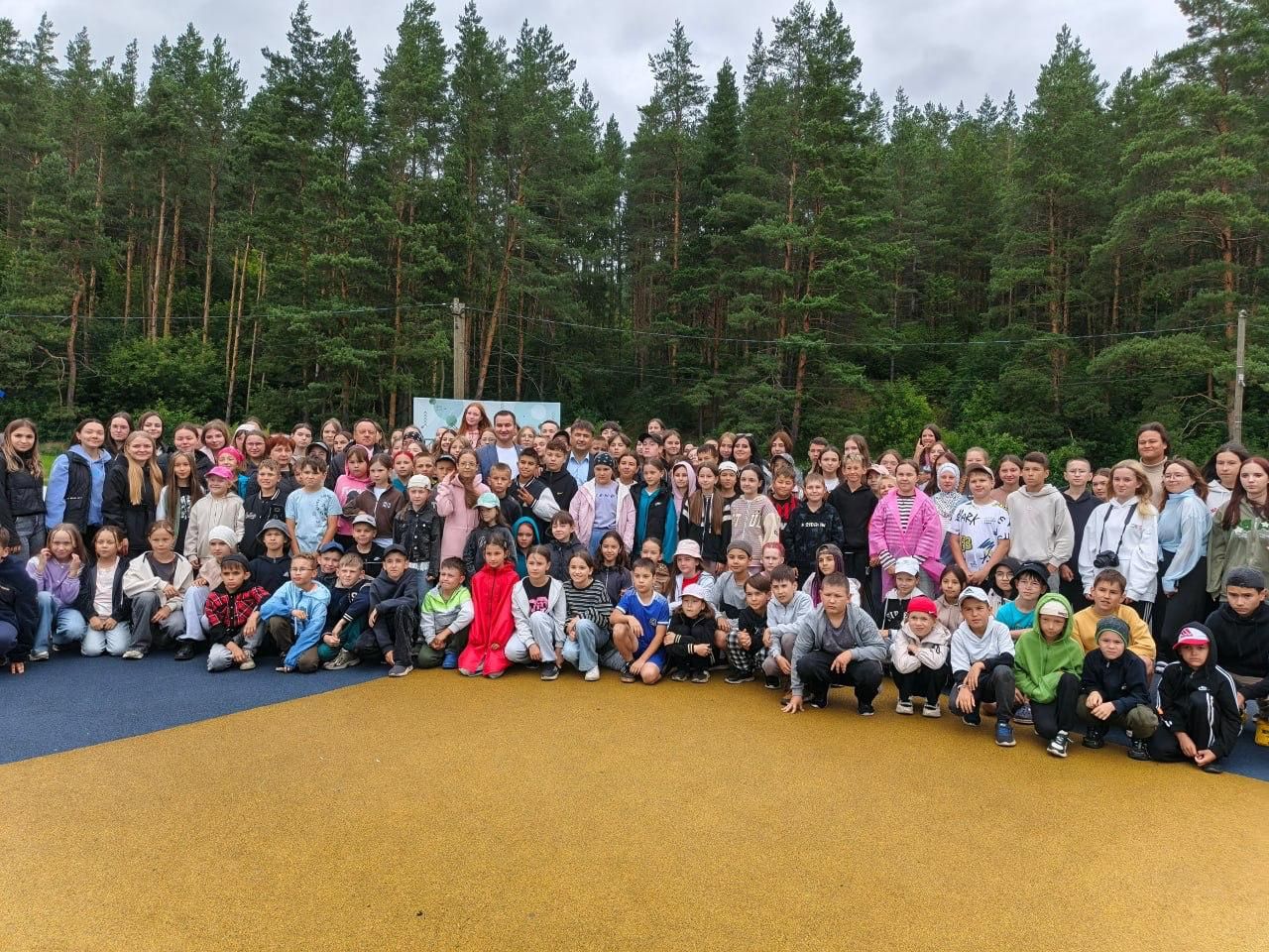 Кукмараның «Нараткай» лагерына Республиканың яшьләр эшләре буенча министры килде
