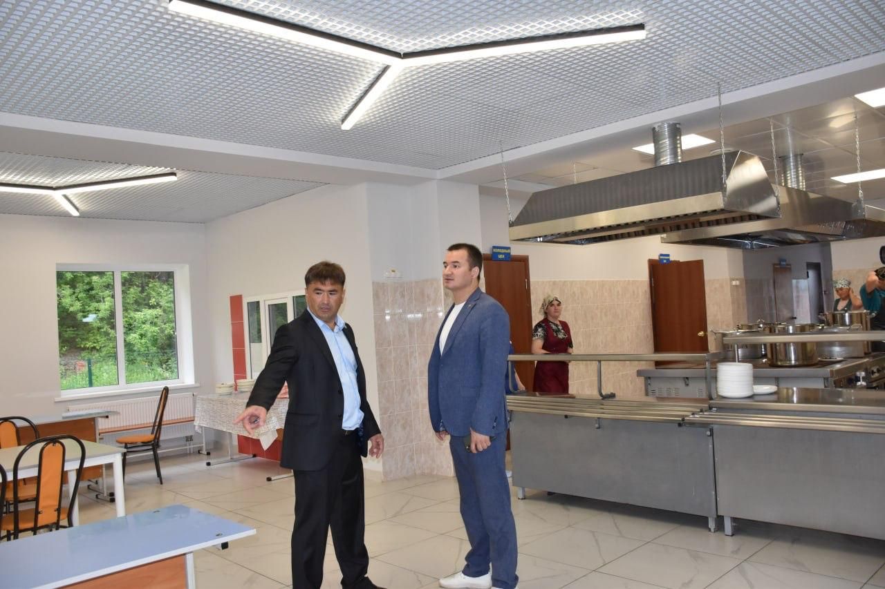 Кукмараның «Нараткай» лагерына Республиканың яшьләр эшләре буенча министры килде