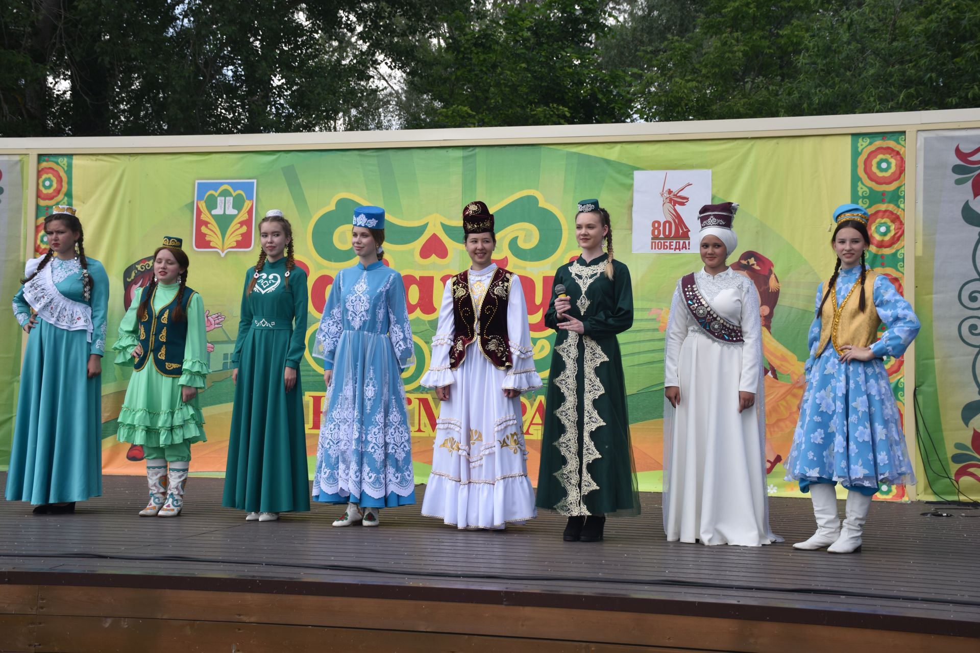 «Аударыш уены», саллы бүләкләр, ат чабышы: Кукмарада Сабан туе узды