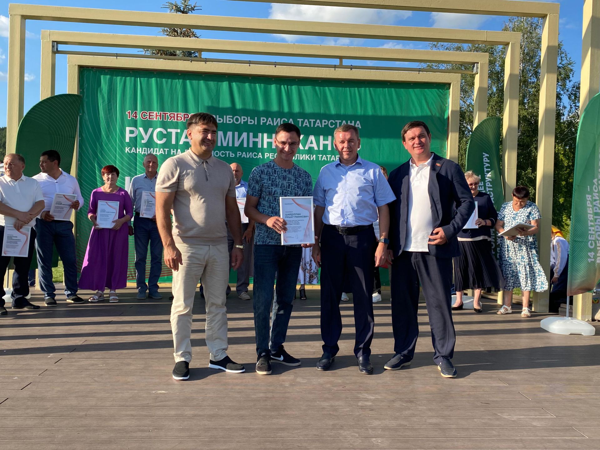 В Кукморе на Комсомольской площади состоялся фестиваль «Наш двор»