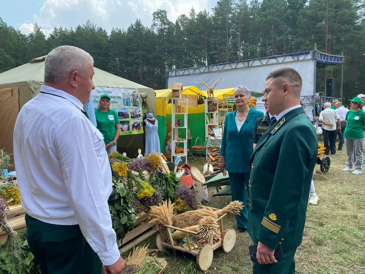 Слет школьных лесничеств РТ «Сохраним лес вместе» в Кукморском районе собрал 200 участников