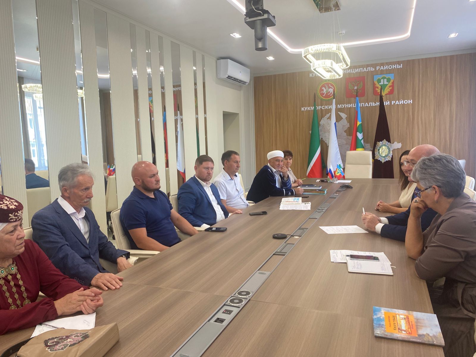 В Кукморе обсудили духовно-нравственное воспитание и сохранение татарских обычаев