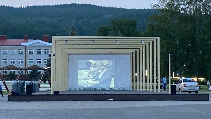Лето в Татарстане: В Кукморе покажут мультфильм на свежем воздухе