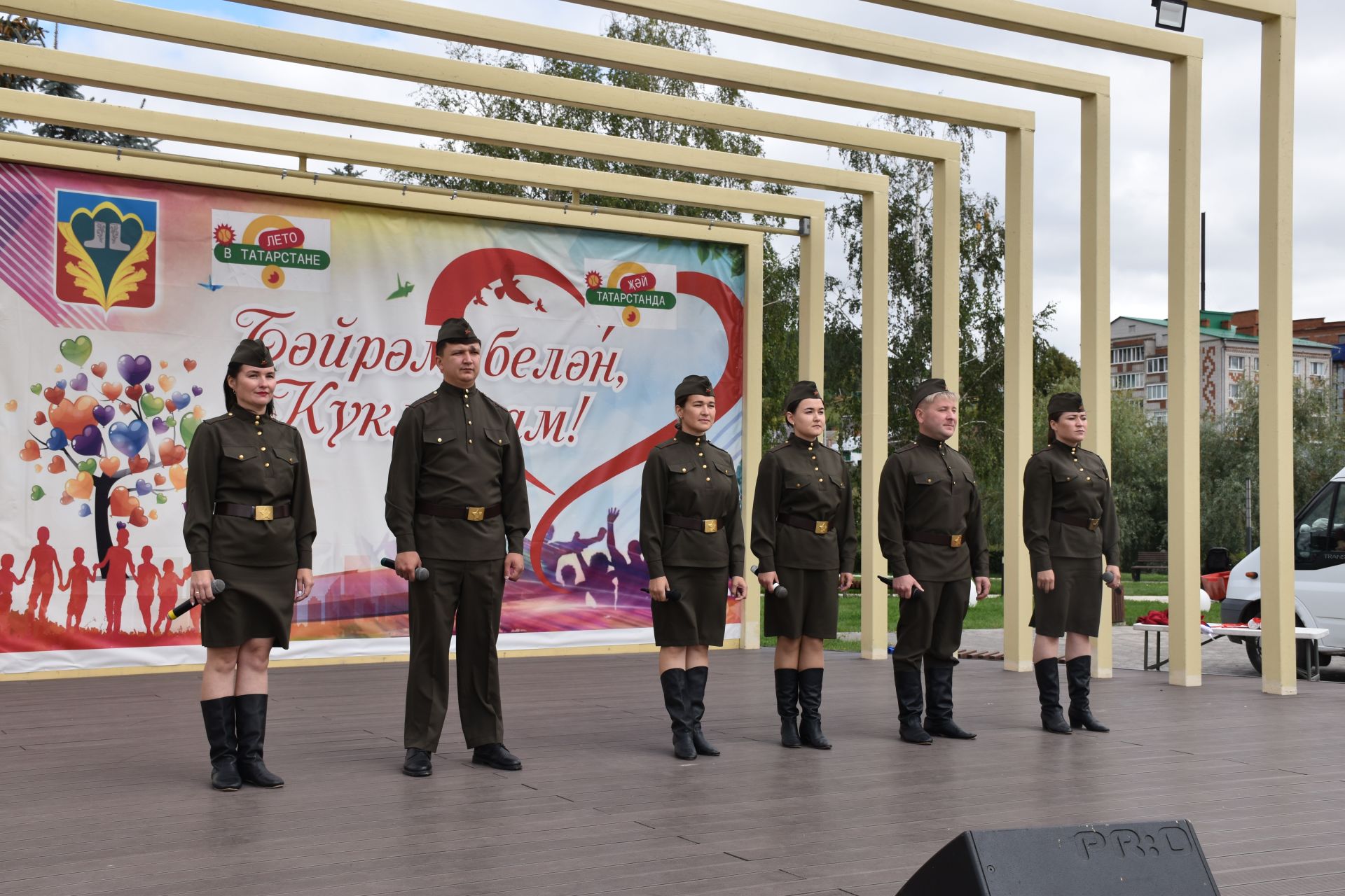 В Кукморе отметили День Флага России