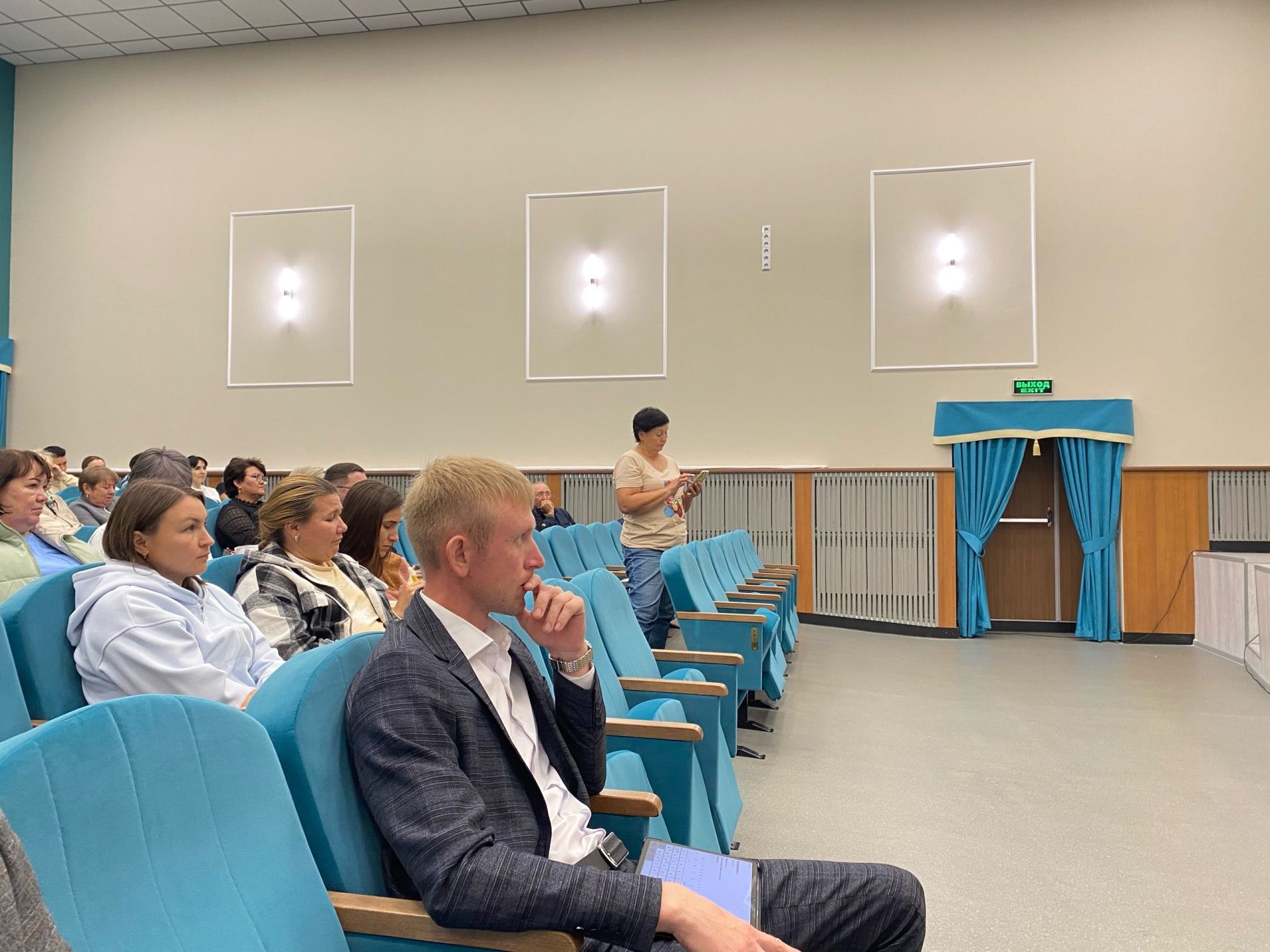 Манзарас авылында халык жыены узды