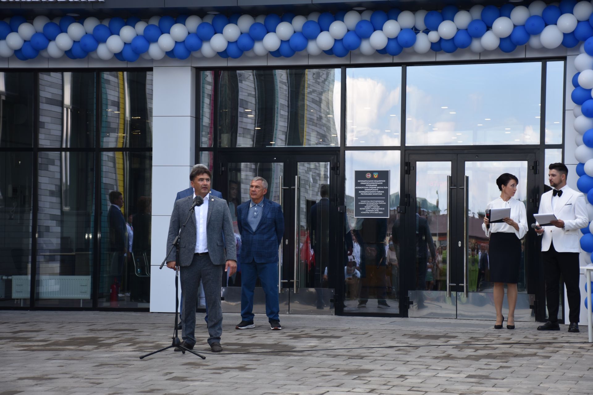 Татарстан Республикасы Рәисе Рөстәм Миңнеханов Кукмара 3нче урта мәктәбенең яңа корпусын ачты