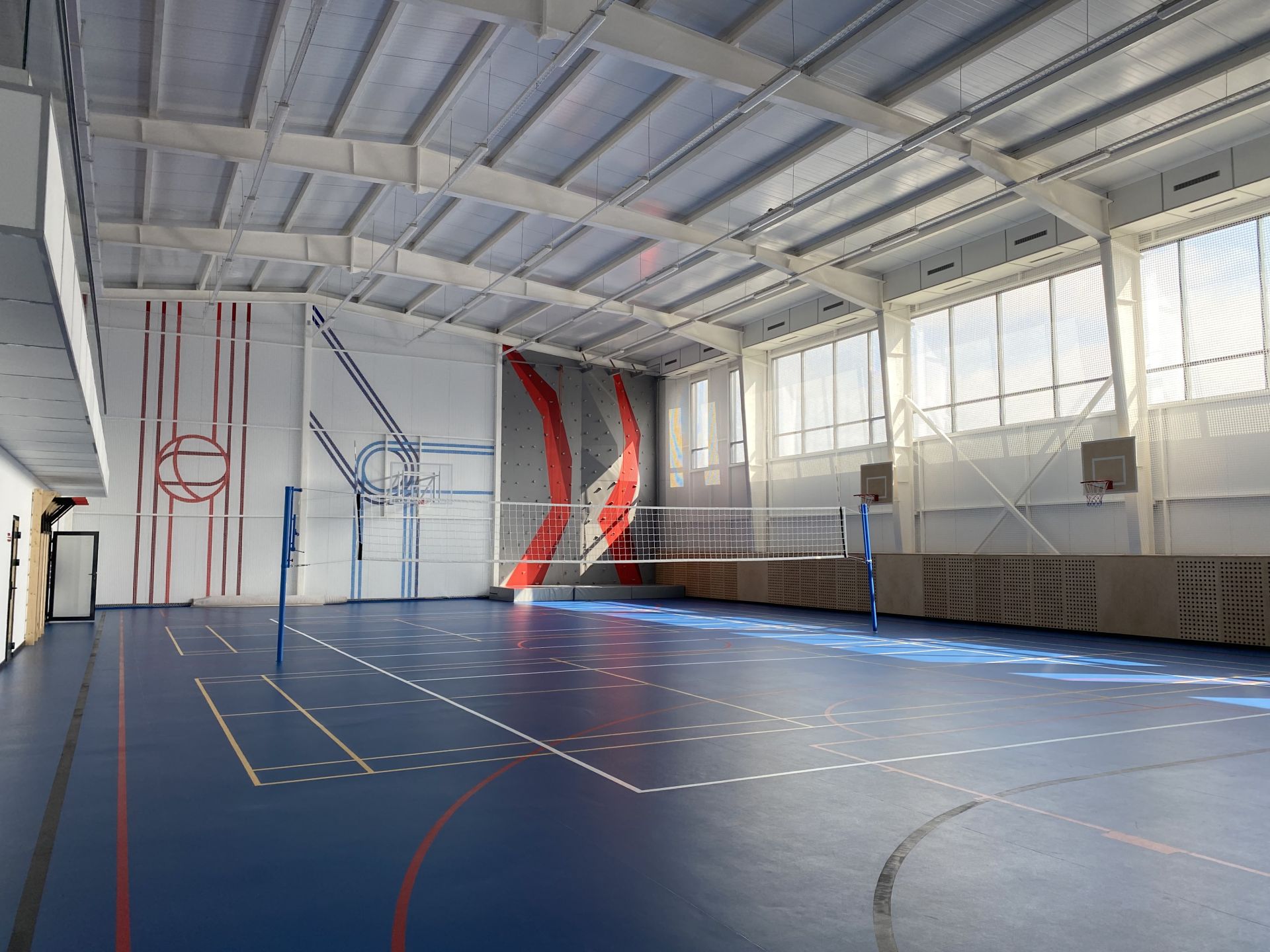 Сергей Димитриев и Ильнар Хафизов осмотрели спорткомплекс «Ялкын» и футбольный манеж «Урал»