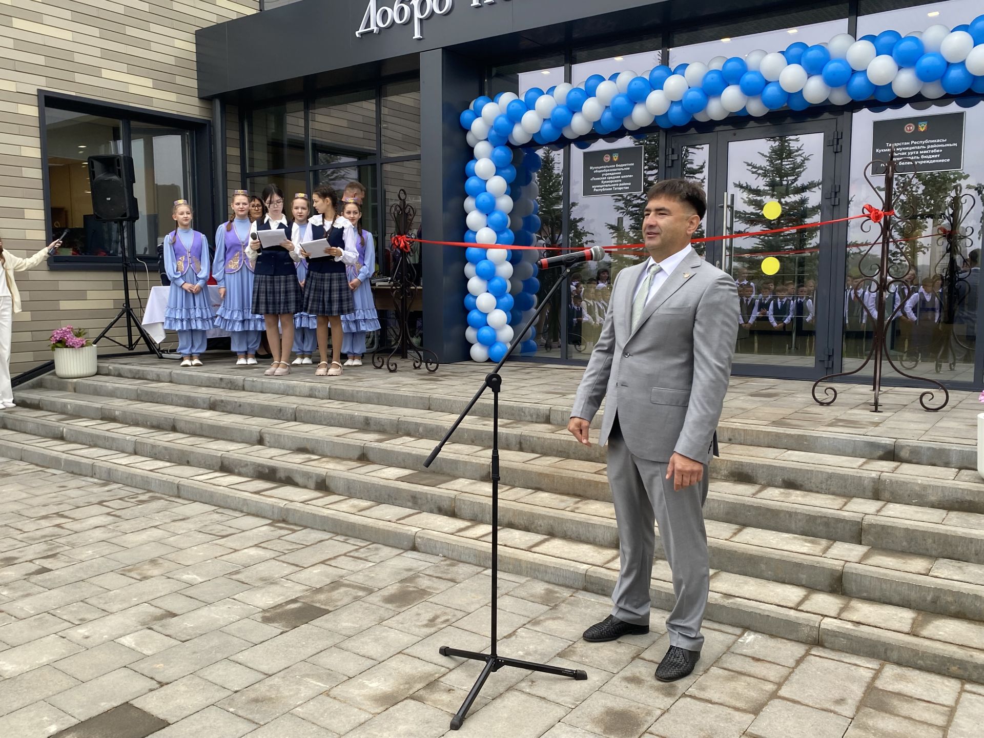 В деревне Псяк Кукморского района торжественно открыли школу после капитального ремонта