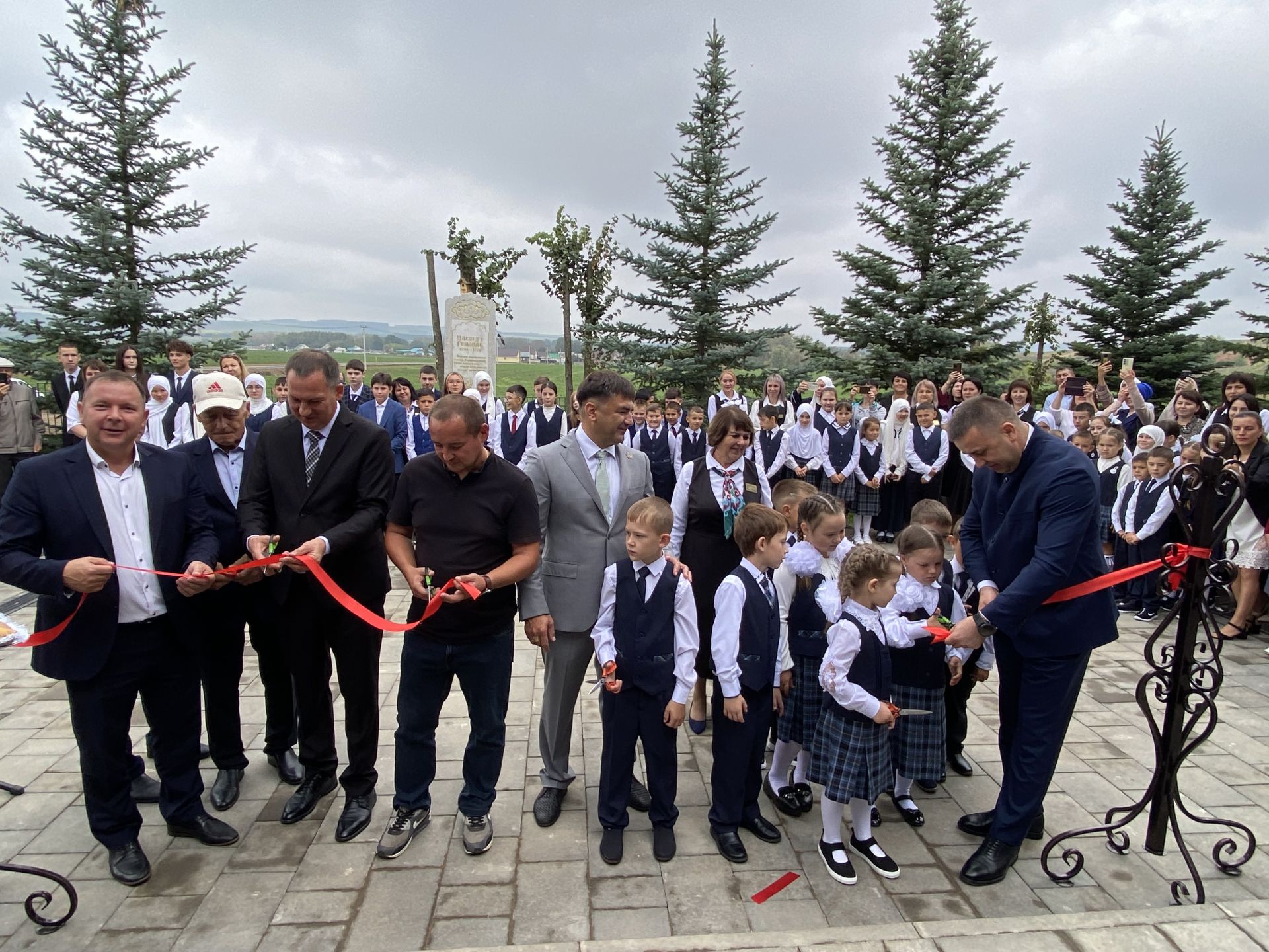 В деревне Псяк Кукморского района торжественно открыли школу после капитального ремонта