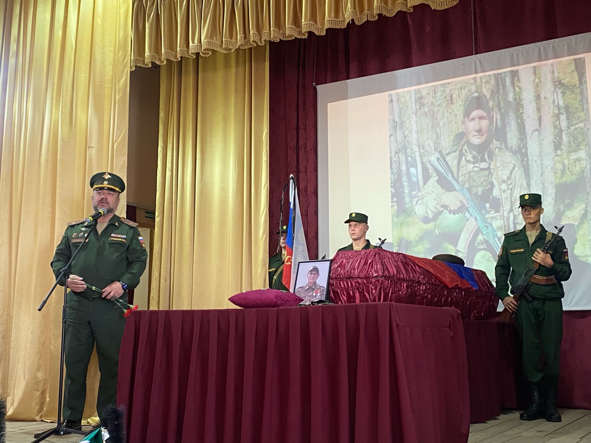 Кукмара районыннан Ришат Аббасов — безнең Ватан Герое