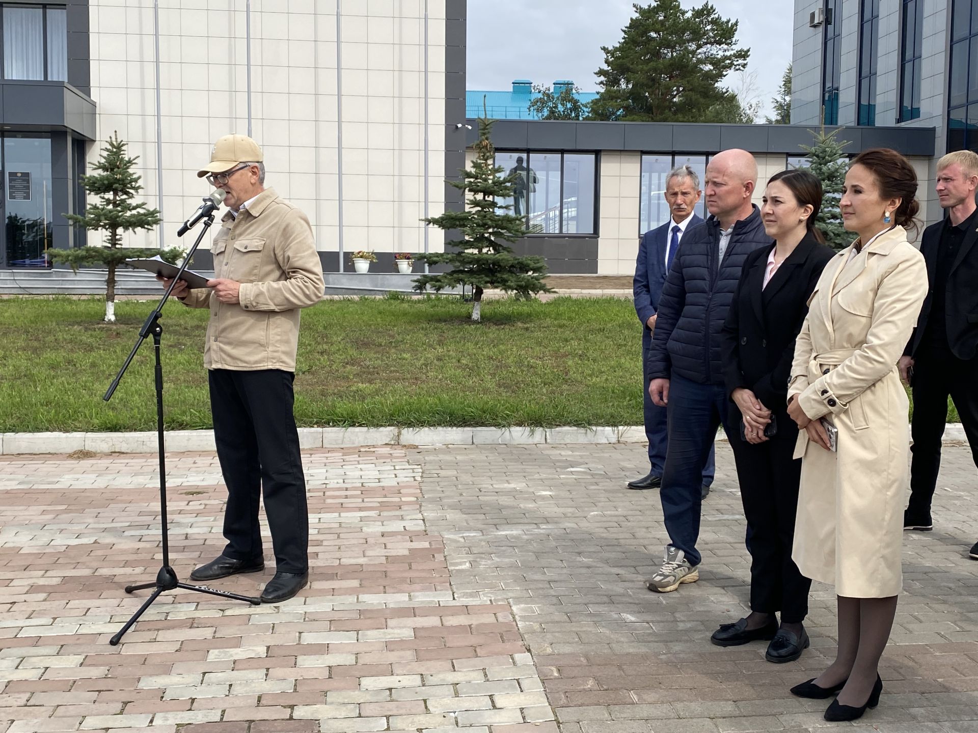 Кукмарадан махсус хәрби операциягә чираттагы машина озатылды