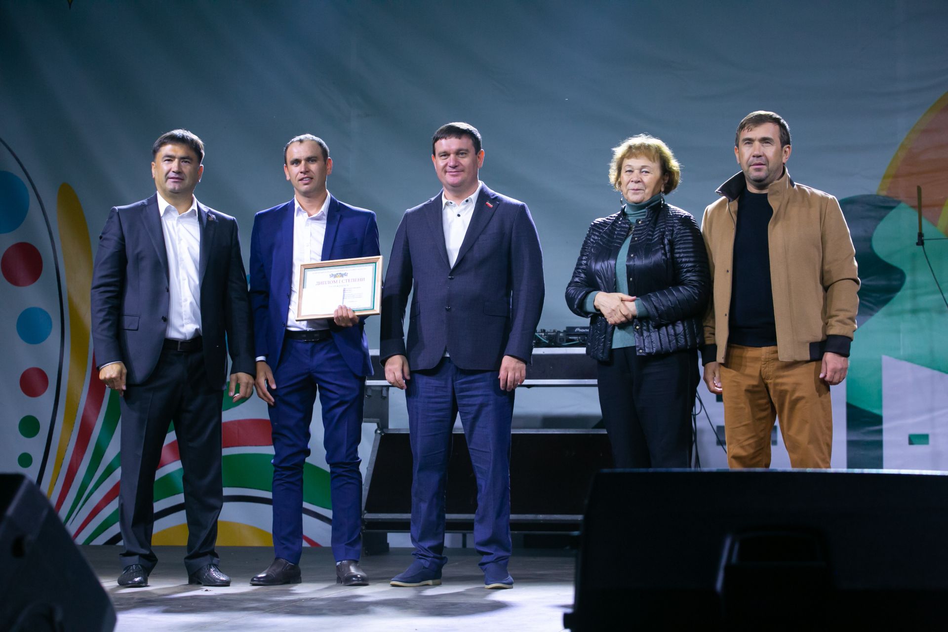 В День города наградили жителей, внесших значительный вклад в развитие Кукморского района