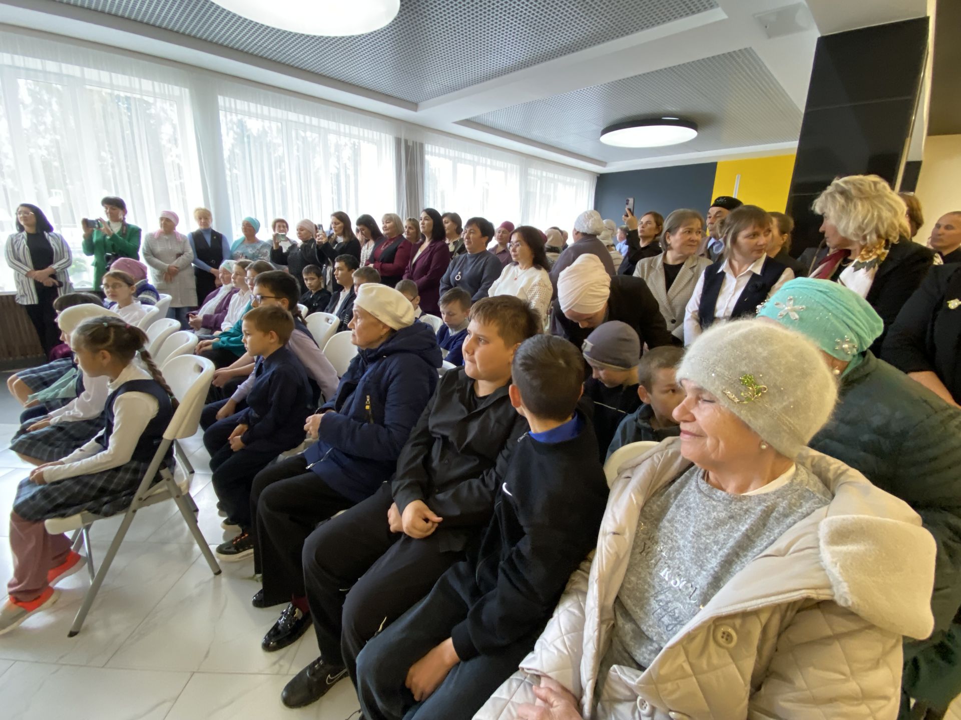 Байлангар авылында модельле китапханә ачылды