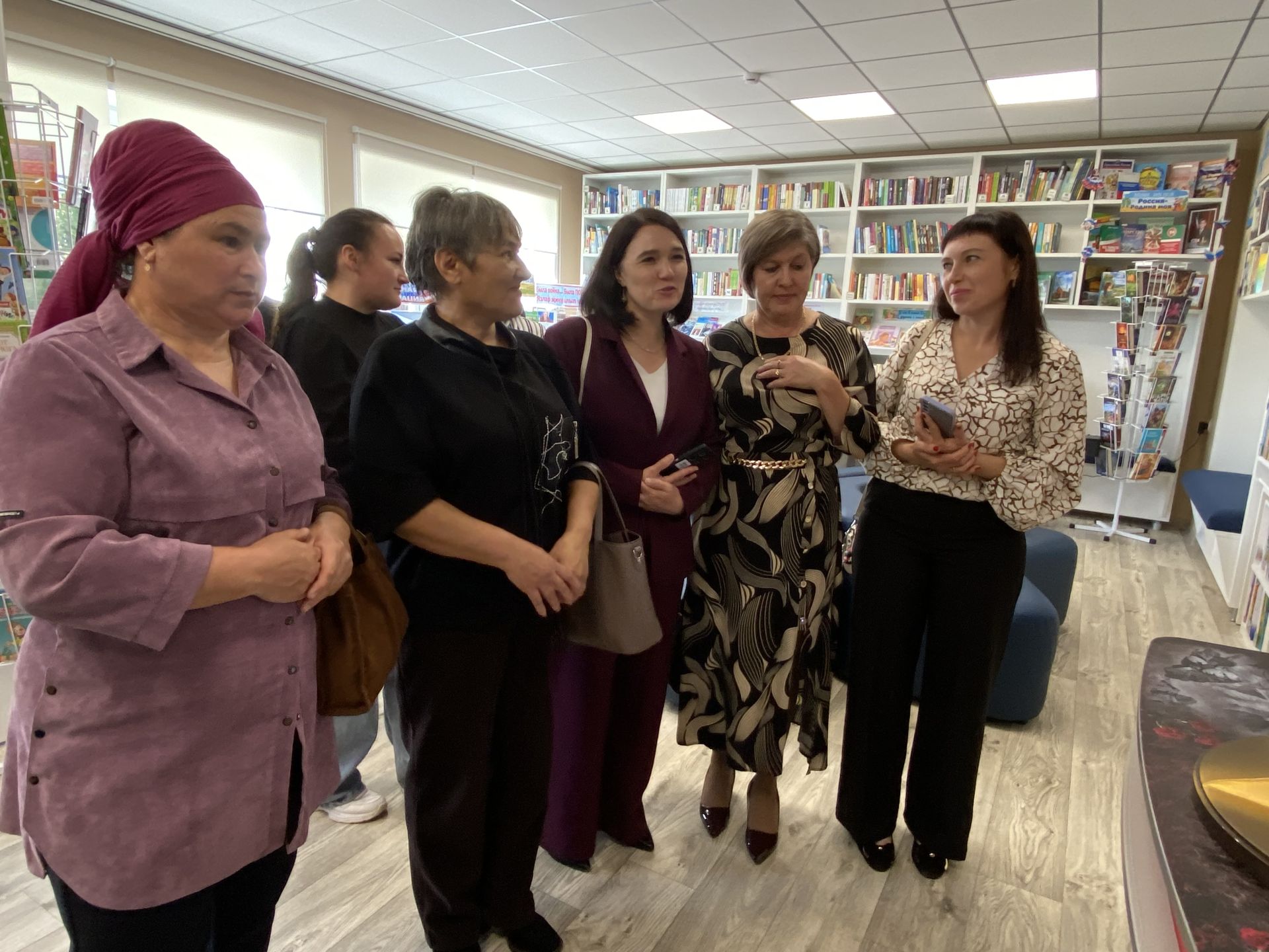 Байлангар авылында модельле китапханә ачылды