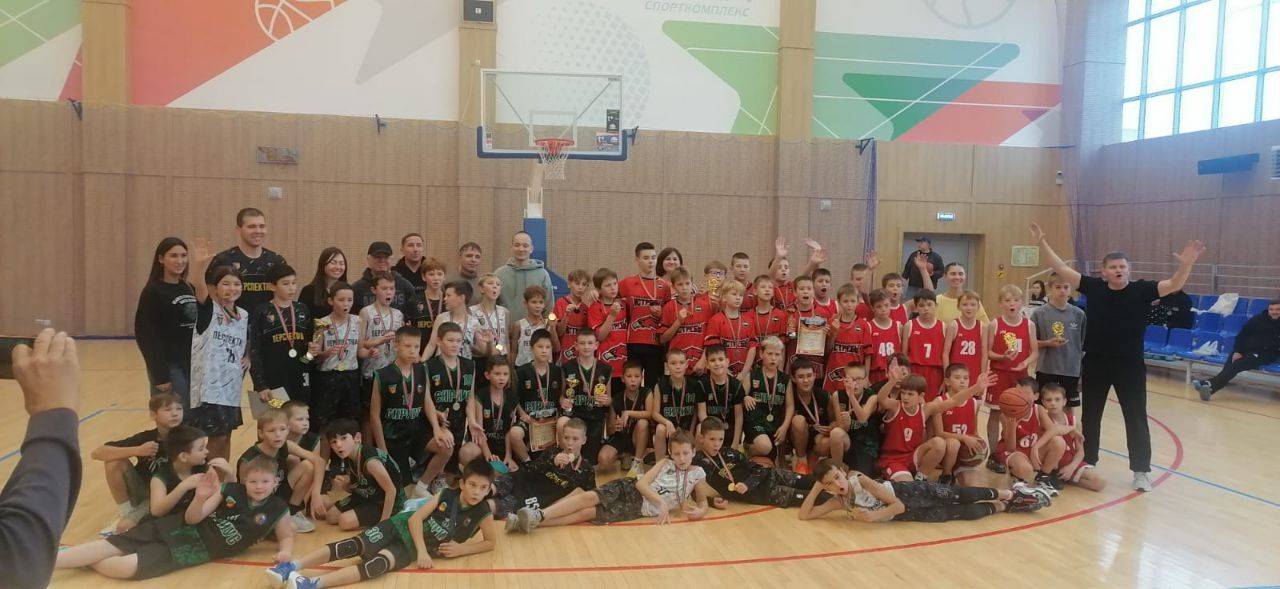 В Кукморе прошел турнир по баскетболу