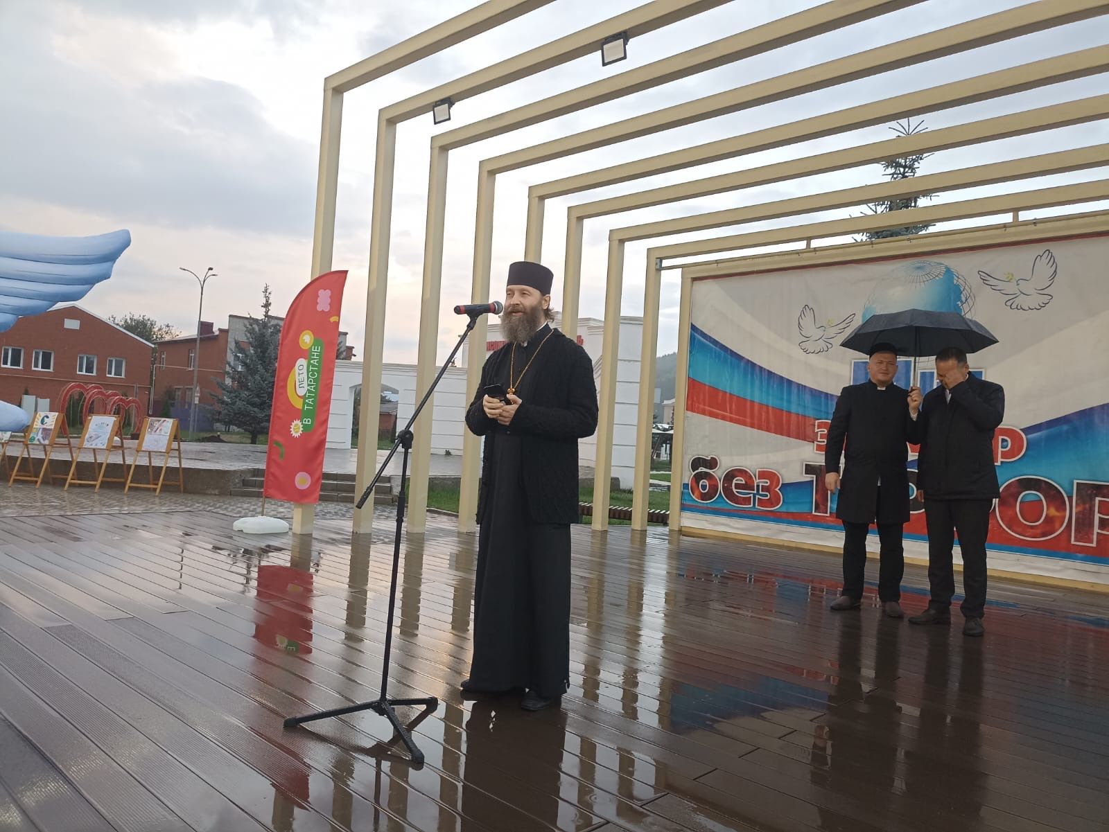 В Кукморе почтили память жертв теракта в Беслане