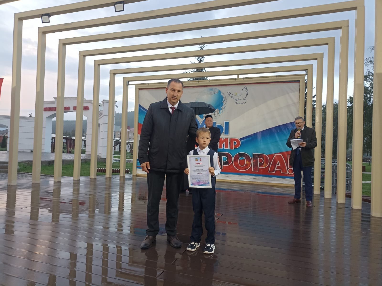 В Кукморе почтили память жертв теракта в Беслане
