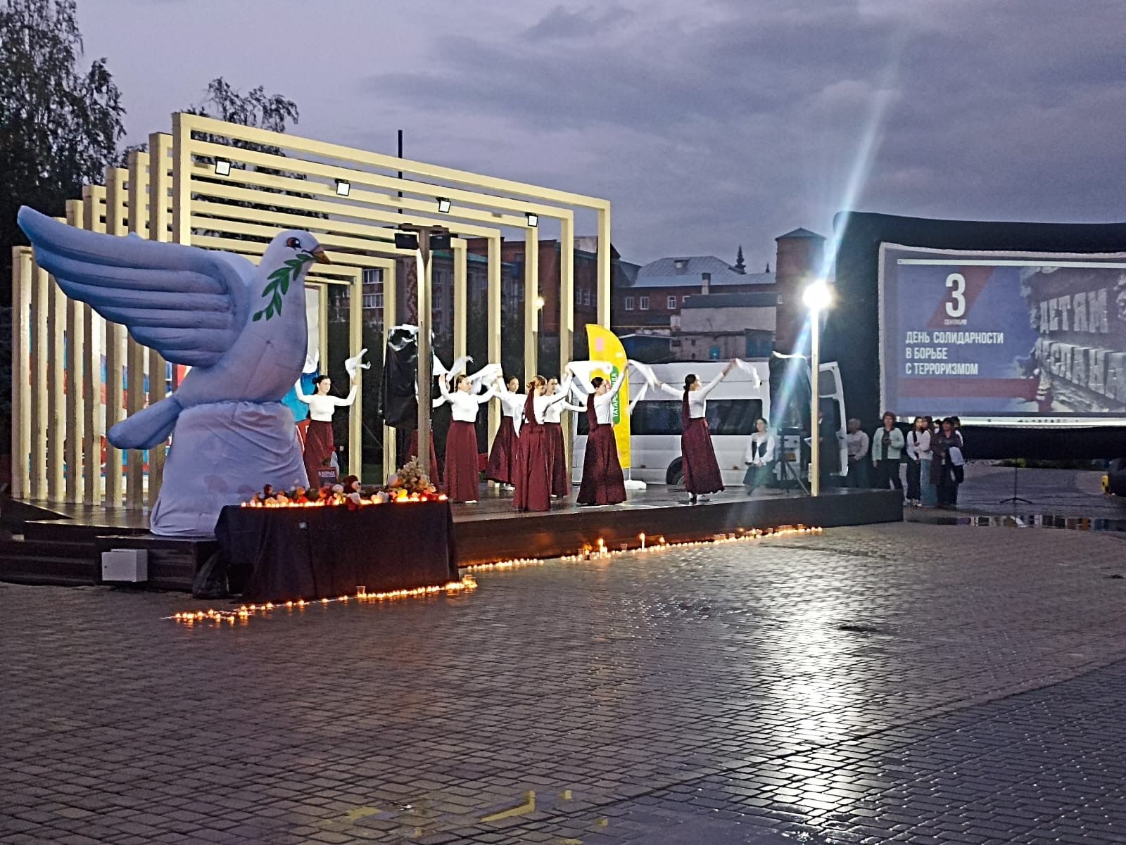 В Кукморе почтили память жертв теракта в Беслане