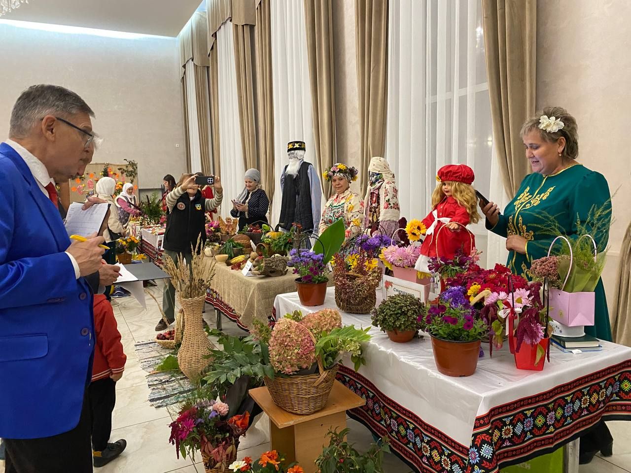 «Сумбеля»: в Кукморе отметили праздник урожая, объединивший садоводов