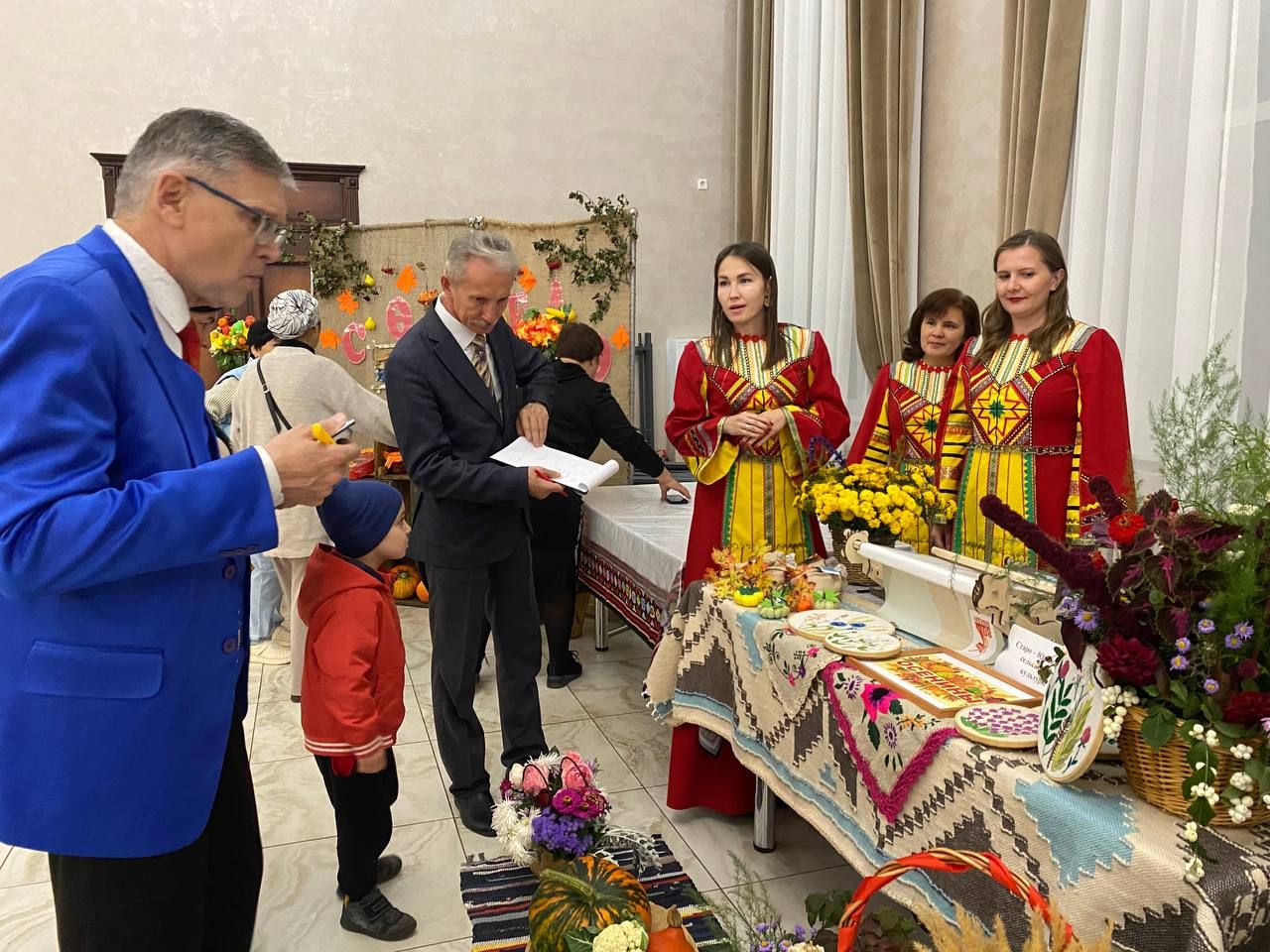 «Сумбеля»: в Кукморе отметили праздник урожая, объединивший садоводов