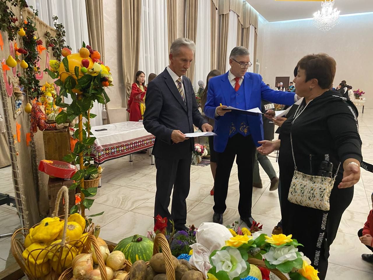 «Сумбеля»: в Кукморе отметили праздник урожая, объединивший садоводов