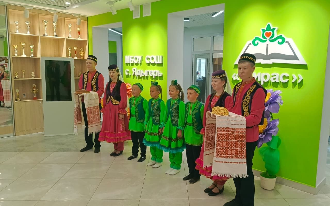 Ядегәр мәктәбендә Теләче һәм Аксубай районнарыннан белем бирү оешмалары җитәкчеләре очрашты