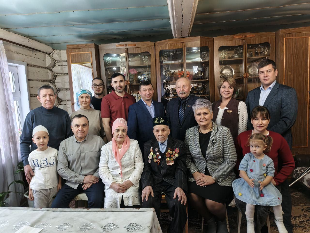 В доме столетнего ветерана звучат песни прошлого: История Габдульвахита Шамсутдинова из Кукморского района