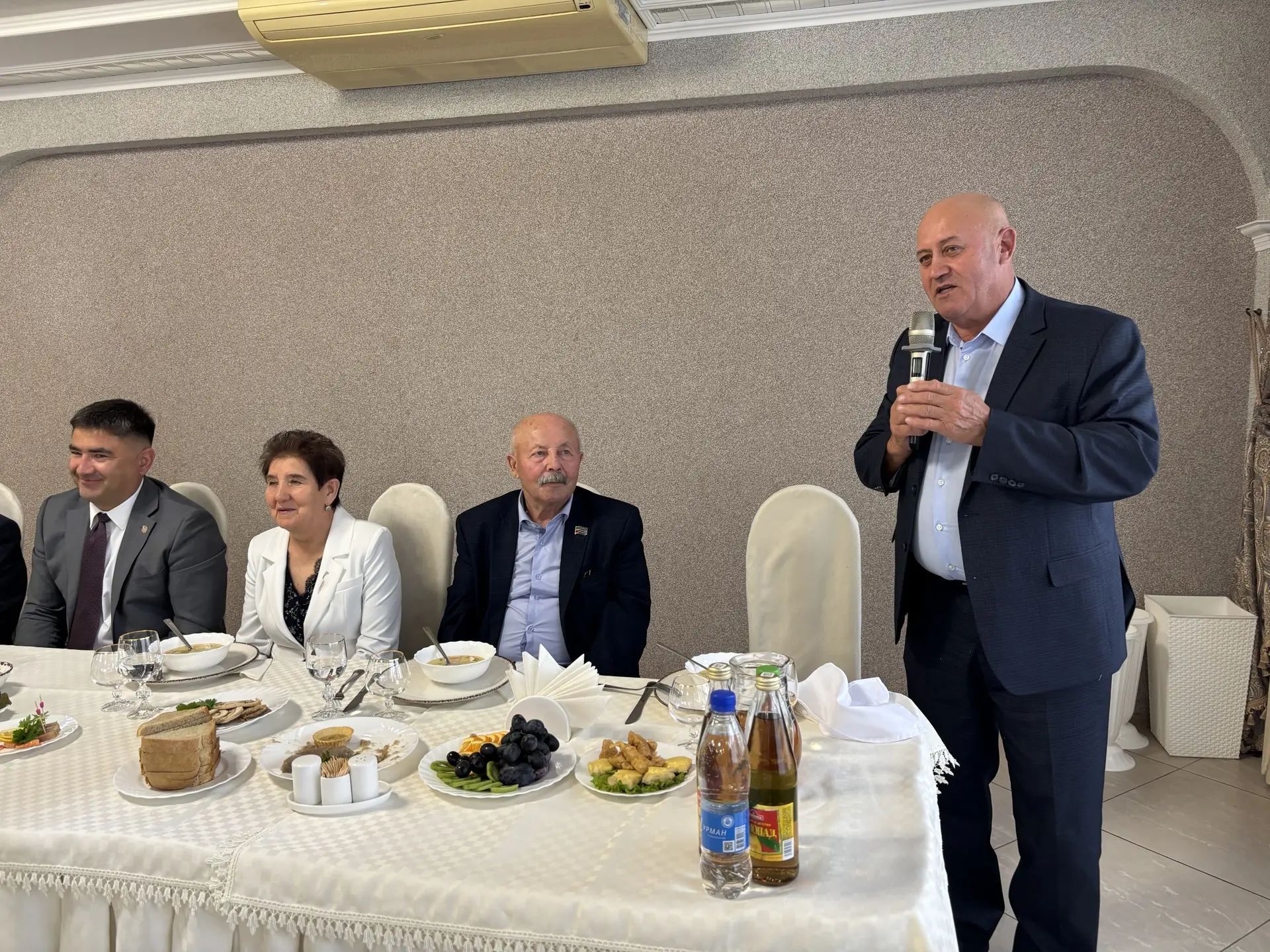 Кукмарада Халыкара өлкәннәр көне уңаеннан ветераннарны хөрмәтләделәр