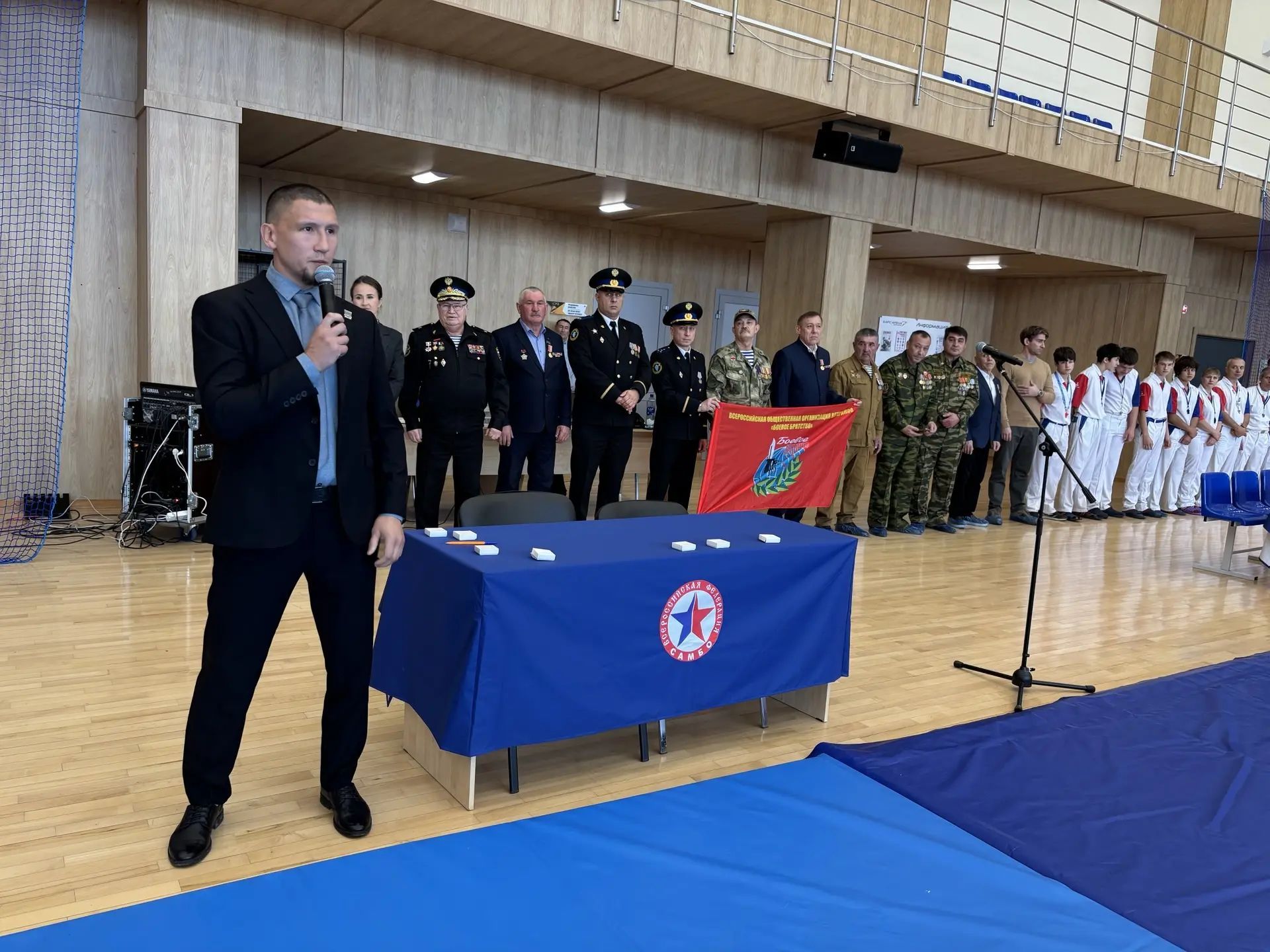 «Барс Арена»да 150 яшь спортчы самбо буенча көч сынашты