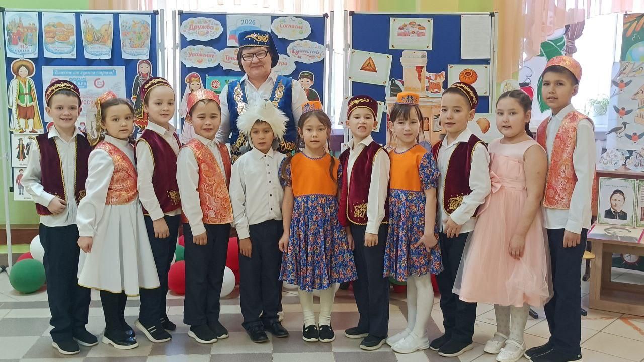 Хезмәт һәм игелек: Кукмара районыннан Зөлфия Гыйльметдинова — хөрмәт казанган остаз