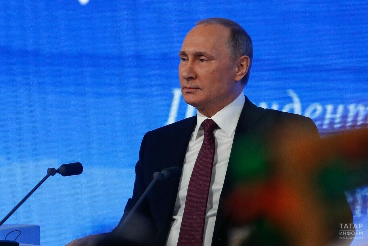 Россия Президенты күпбалалы гаиләләргә ипотека буенча ярдәмне киңәйтергә тәкъдим итте