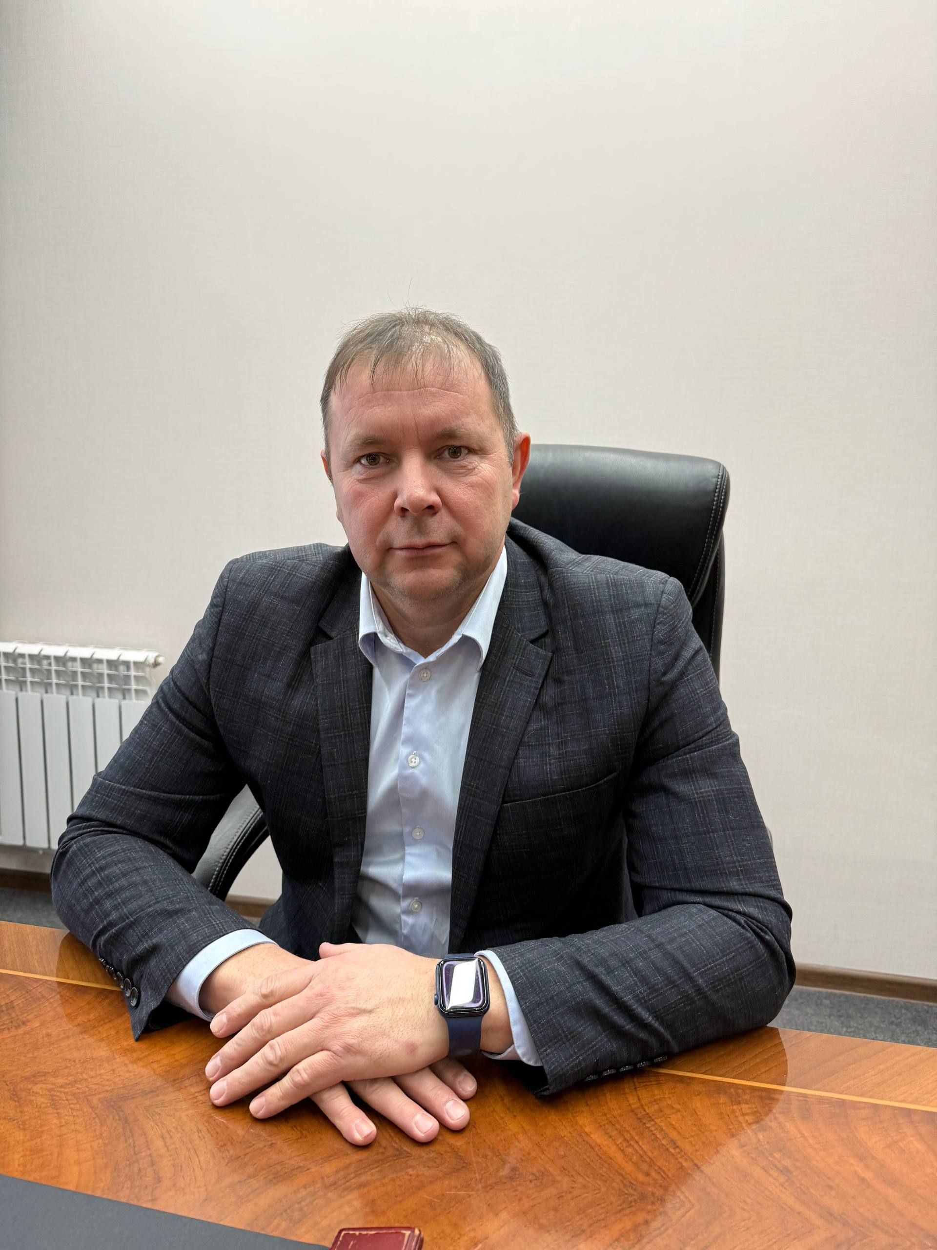 Юл хәрәкәте иминлеген тәэмин итү буенча район комиссиясе җитәкчесе Азат Гарифуллин:  Юлда сак булу – ул үзеңнең генә түгел, тирә-юньдәгеләрнең дә гомерен сакла