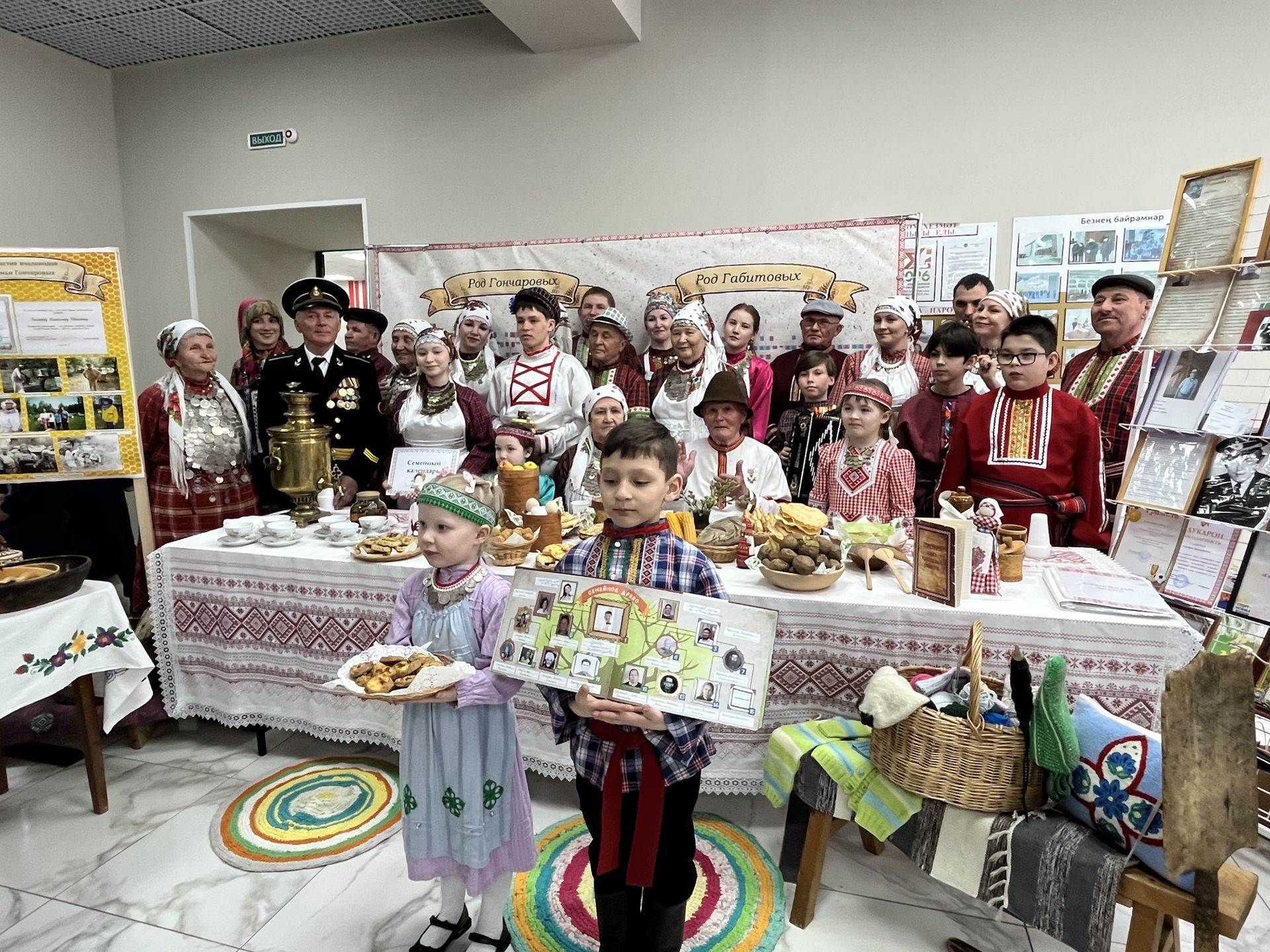 Кукмарада «Гаилә тарихында гасырлар кайтавазы — Тарихта без эзлебез» исемле республика шәҗәрә фестиваленең зона этабы узды