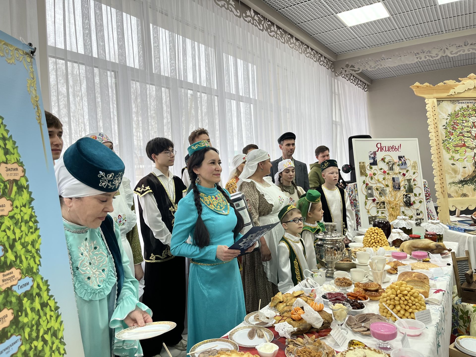 Кукмарада «Гаилә тарихында гасырлар кайтавазы — Тарихта без эзлебез» исемле республика шәҗәрә фестиваленең зона этабы узды