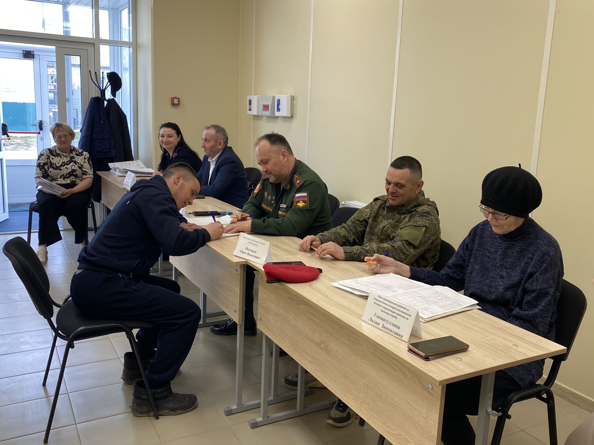 Язгы чакырылыш башланды: Кукмара районы хәрби комиссары быелгы үзгәрешләр турында аңлатты
