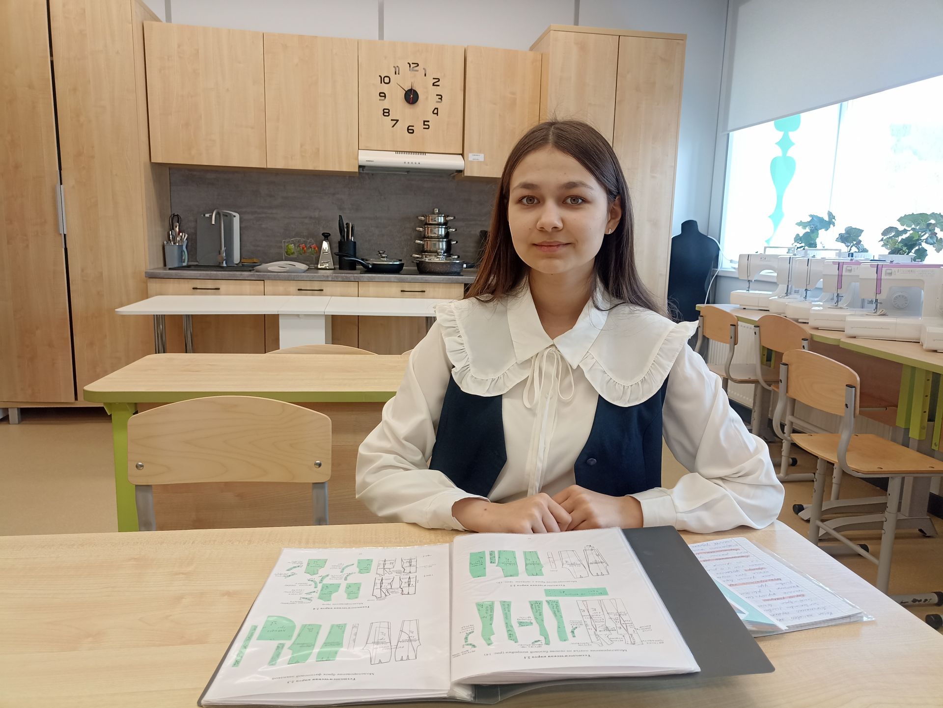 Кукмара районыннан Зәлинә Габдерахманова: Коллекциядәге һәр киемнең фасонын үзем уйлап чыгарам