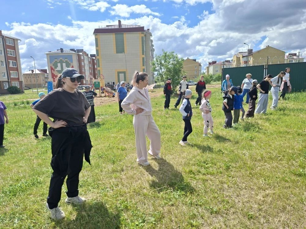 Спорт и добрососедство: На улице Гафиатуллина прошла «Активная суббота»