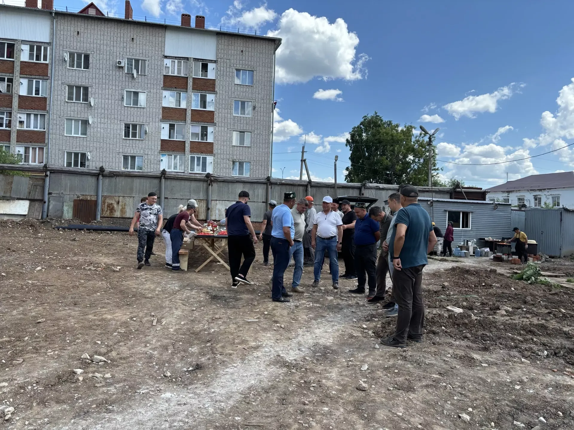 Кукмарада яңа күпфатирлы йорт төзелеше территориясендә корбан чалынды