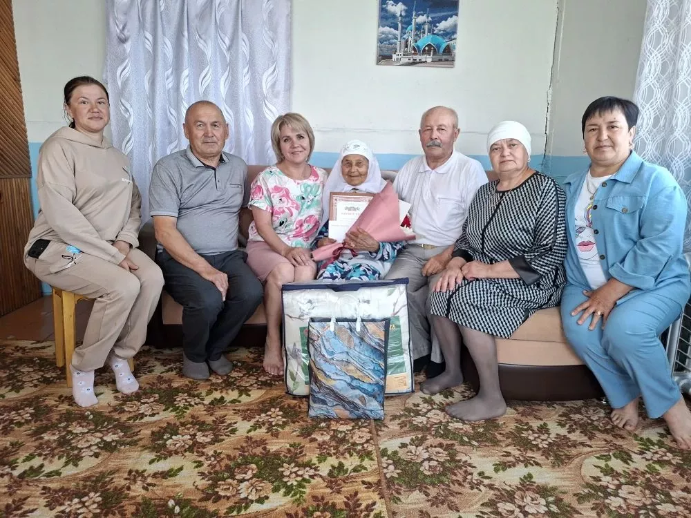 Мудрость, закаленная временем: Магибадар Музипова из Верхнего Искубаша отметила 96-летие