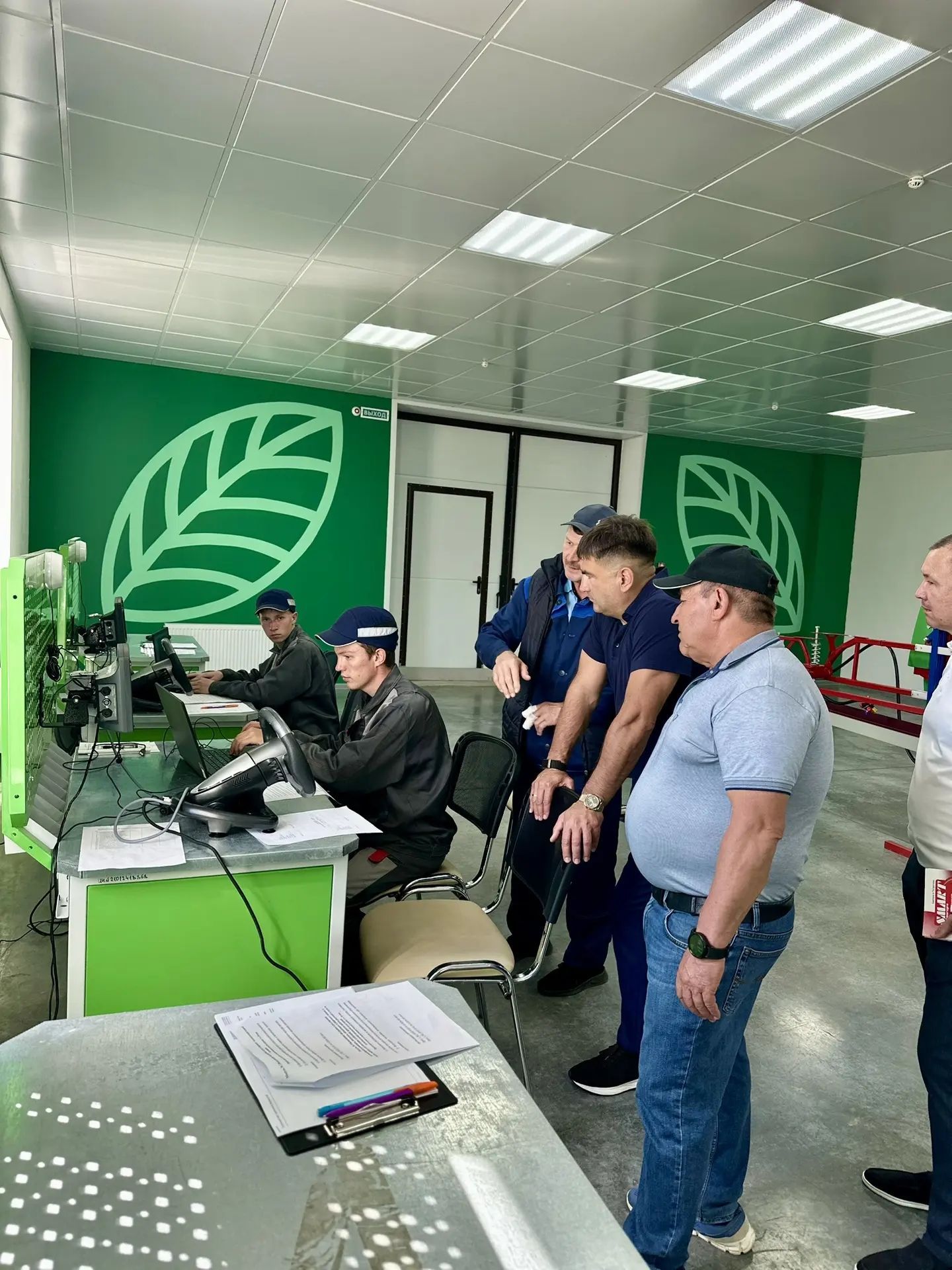Төбәкара тәҗрибә алмашу: Түбән Новгород өлкәсе делегациясе Кукмарадагы объектлар белән танышты