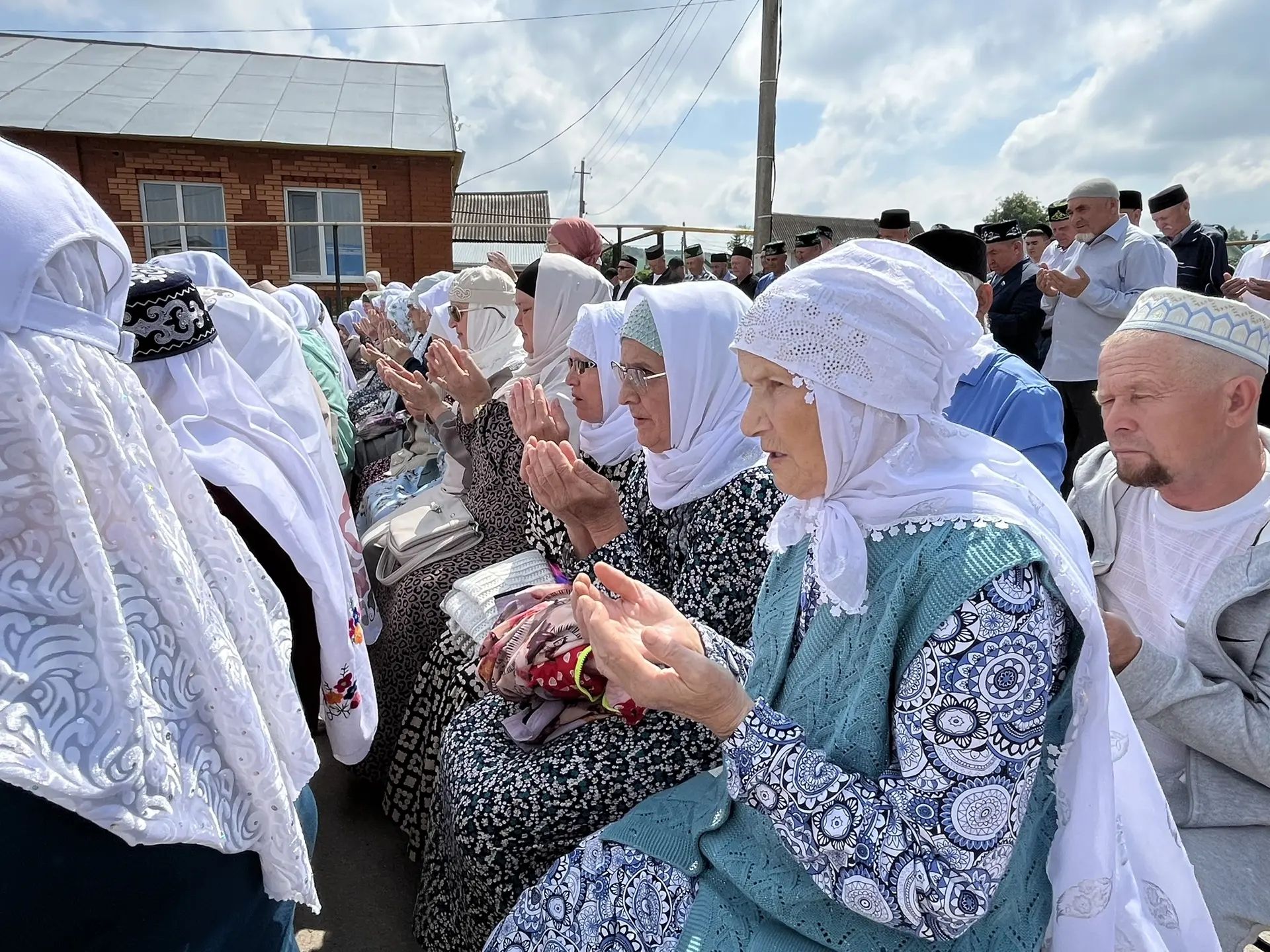 Авыл күрке: Күкшел мәчетенә  - 10 ел