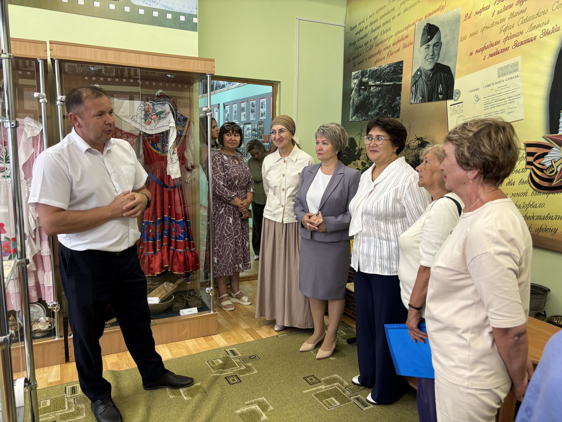 Манзарас урта мәктәбендә Герой Сабир Әхтәмов истәлегенә хәтер кичәсе узды