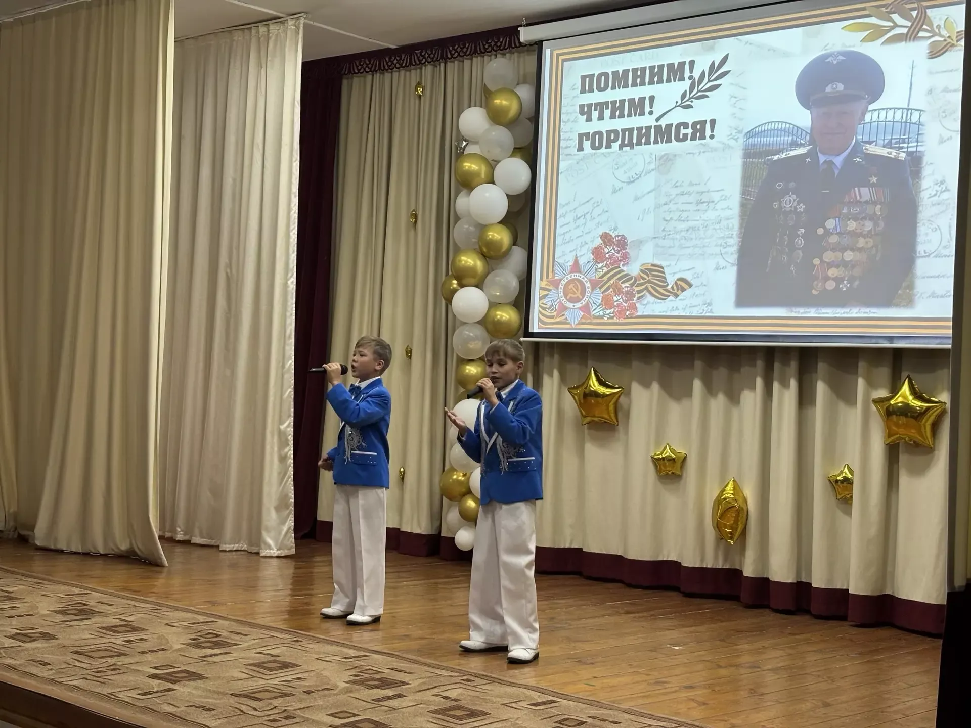 Манзарас урта мәктәбендә Герой Сабир Әхтәмов истәлегенә хәтер кичәсе узды