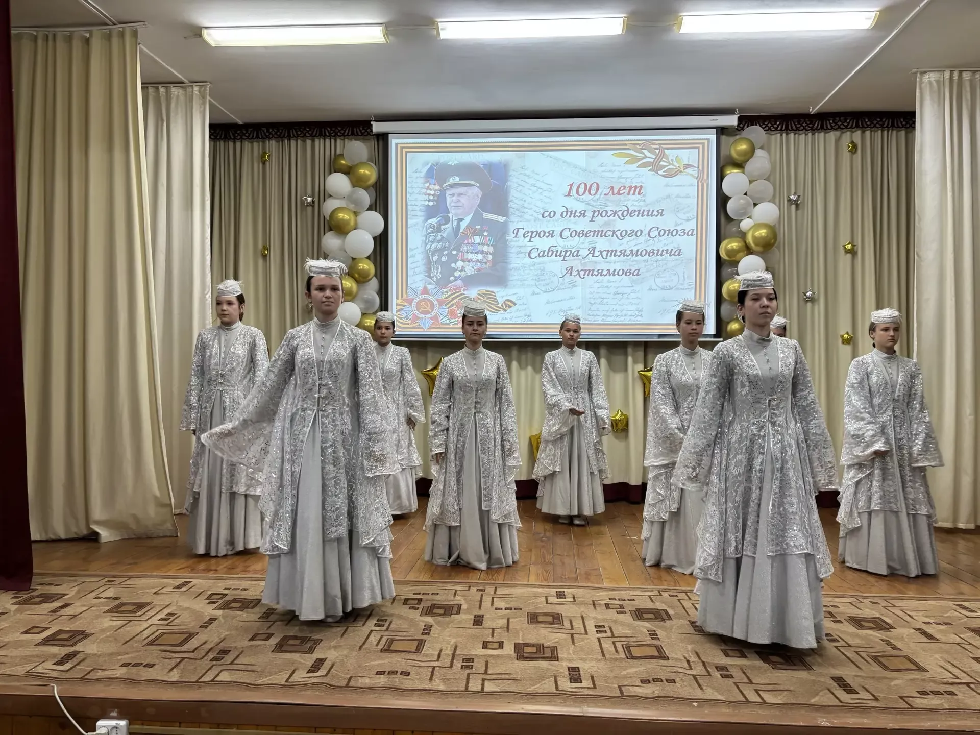 Манзарас урта мәктәбендә Герой Сабир Әхтәмов истәлегенә хәтер кичәсе узды