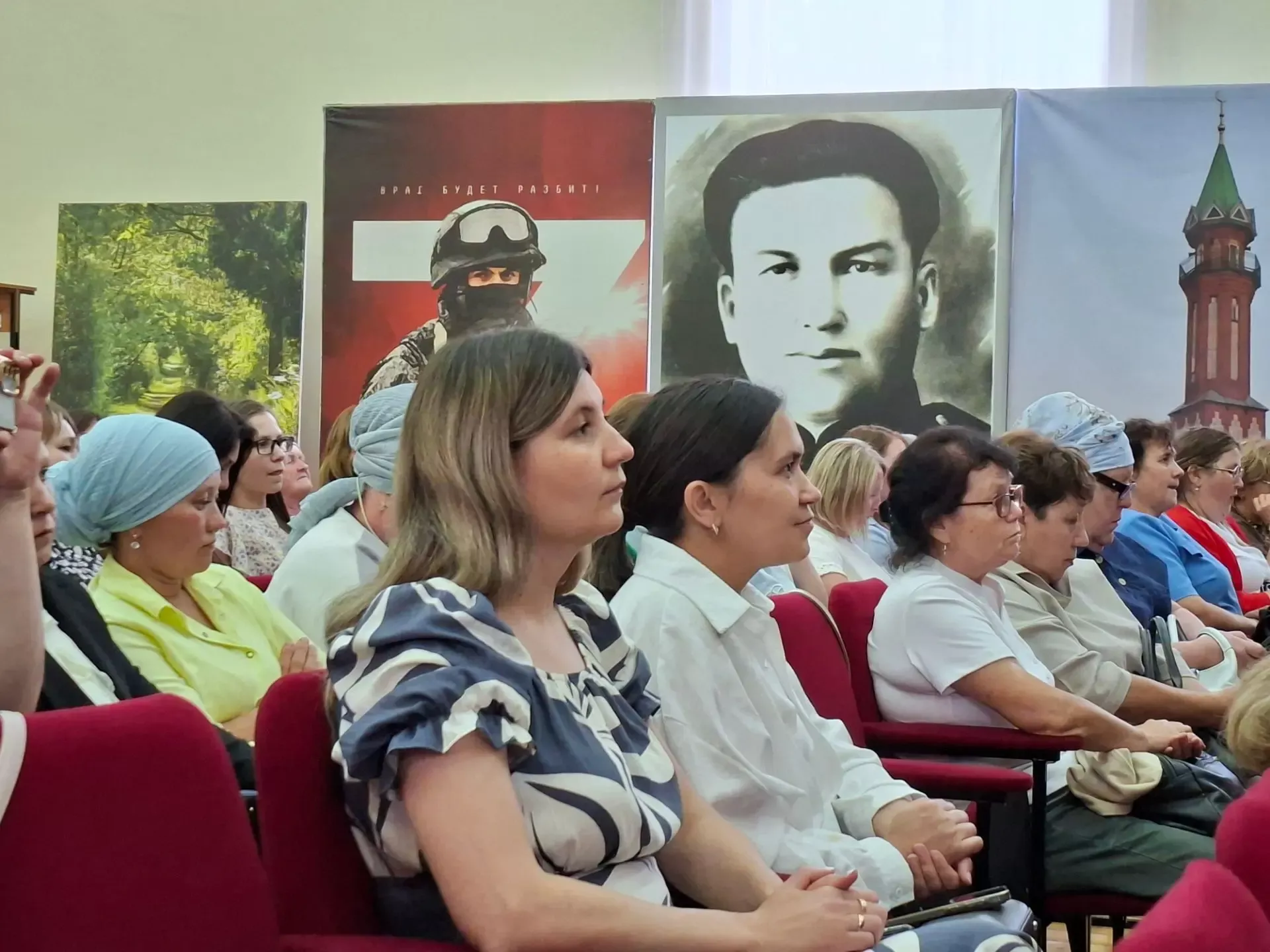 Спасибо за ваш бесценный труд: в Кукморском районе поздравили медицинских работников
